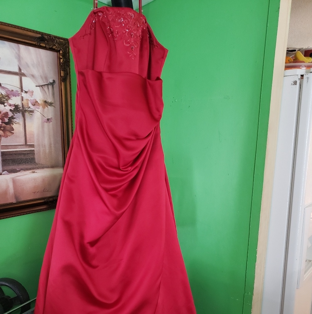 Red prom dress